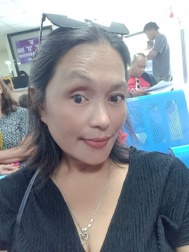 Neneliet Sandoval, 45, Philippines