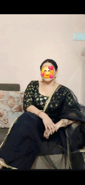 Priyanka, 35, India