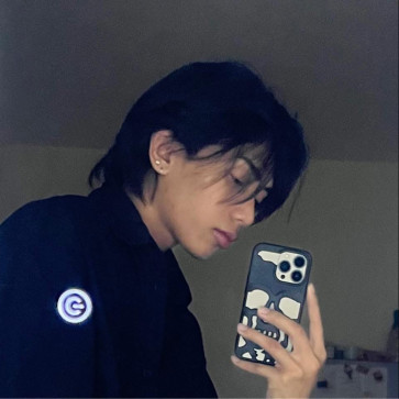 Zeke, 23, Philippines