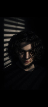 Bluee Shiirt, 23, Algeria