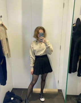 Kaaren Hollkan, 18, Mexico