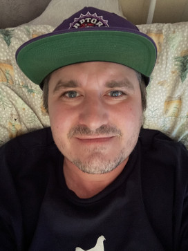 Mitch, 32, Canada