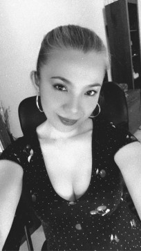 Keira, 36, Denmark