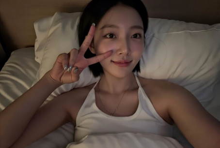 Aiko, 23, Japan