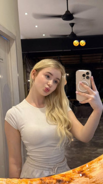 Natalie, 18, United States