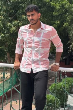Vivek, 24, India
