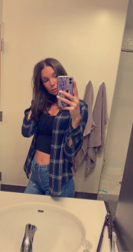 Undrgroundqu33n, 24, United States