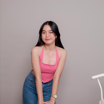 Queenie, 24, Philippines