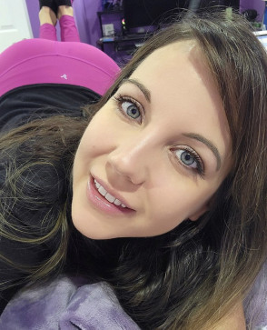 Caroline, 28, United States