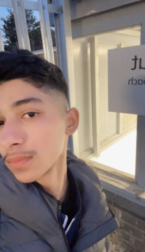 Hussyn, 19, United Kingdom