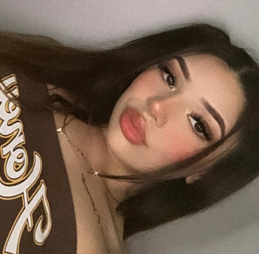 Gisselle, 25, Spain