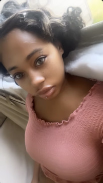 Renna Foreign, 29, United States