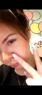 Grace, 18, United Kingdom