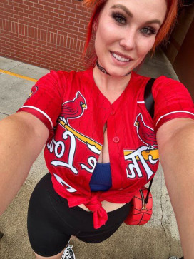 Taylor, 35, United States