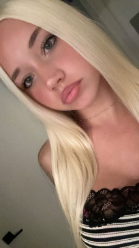 Kenzie, 18, Australia