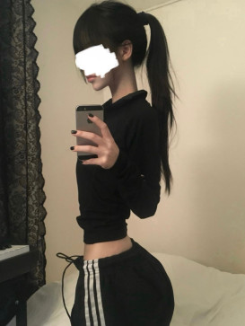 Seo Yeon, 18, South Korea