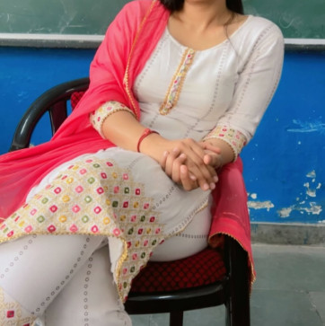 Khushi, 25, India
