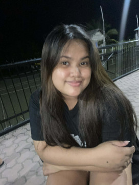 Joyce Dionisio, 18, Philippines