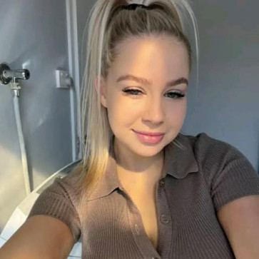 Anne Jane, 35, United States