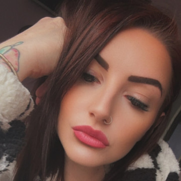 Kara Brown Smith, 32, United States