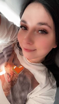 Kelly Sabrina, 27, United States