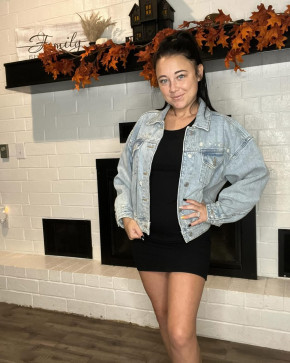 Daniellegualavisi, 32, United States