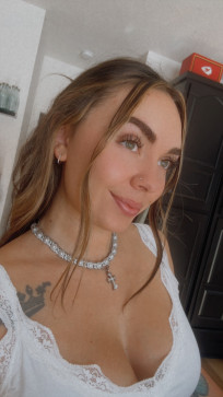 Shelby Briar, 25, United States