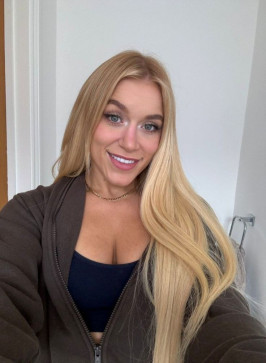 Nickky James, 24, United States