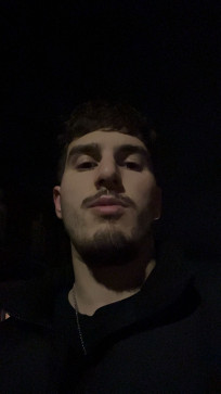 S, 21, United Kingdom