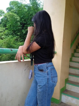 Mary Kayl, 18, United Arab Emirates