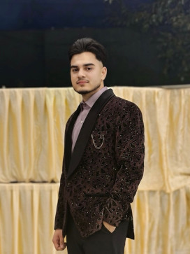 Riyan, 22, India