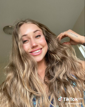 Miller Grace, 31, Germany