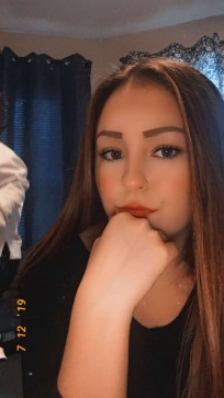 Kylie Coe, 30, United States