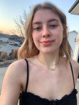 Emma Magnolia, 25, United States