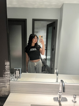 Lynn Vivian, 23, United States
