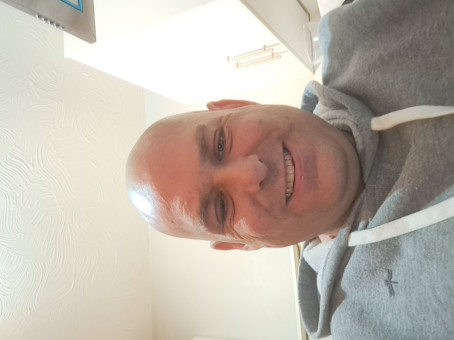 Phil, 44, United Kingdom