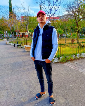 Chrwad, 21, Algeria