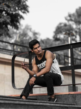 Blrmen, 69, India