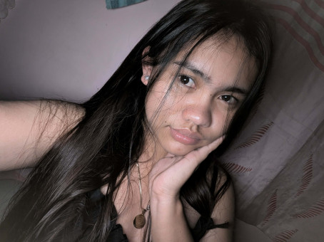 Laizel Gadin, 22, Philippines