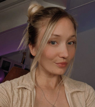 Karen, 28, United States