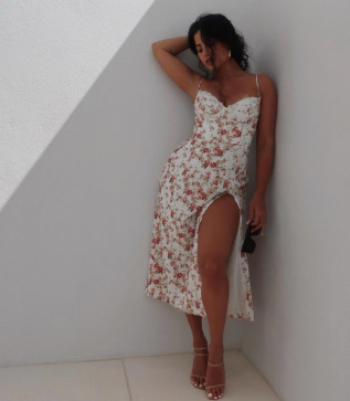 Thea, 26, United States