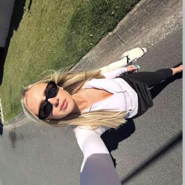 Caryn, 25, United States