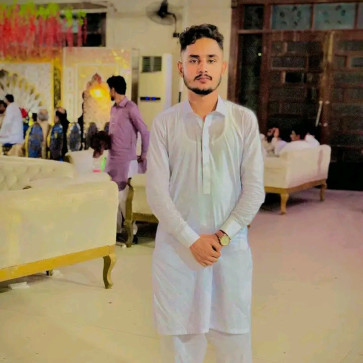 ISHAQ SANDHU, 18, Bulgaria