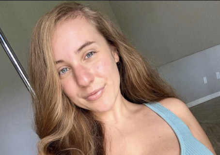 Annie Anny, 28, United States