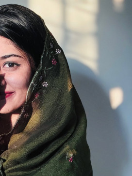 Gore Om, 18, India