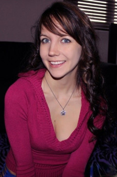 Katie, 32, United States