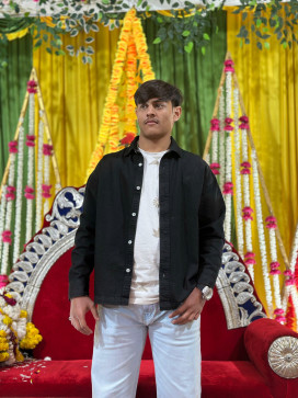 Saqib, 18, India