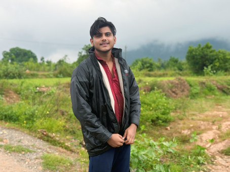 Clever_ Kiss, 22, India