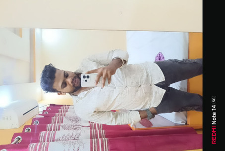 Suvojit Dutta, 18, India