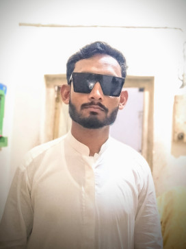 Muhammad Qasim, 18, Poland